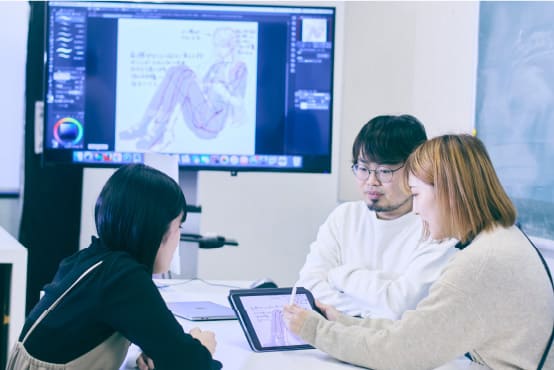 情熱ある現役のクリエイターから学べる!